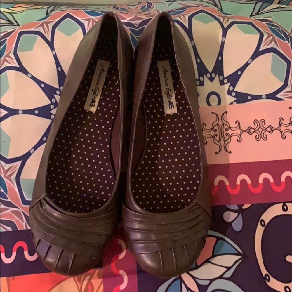 American Eagle flats